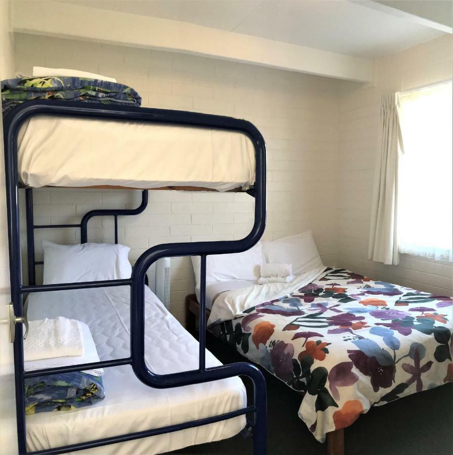 Kon Tiki Apartments Μπέιτμανς Μπέι Εξωτερικό φωτογραφία