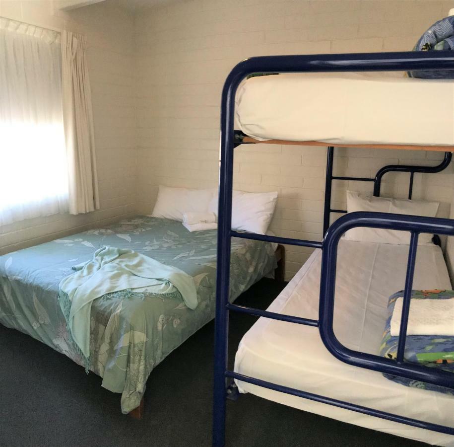 Kon Tiki Apartments Μπέιτμανς Μπέι Εξωτερικό φωτογραφία